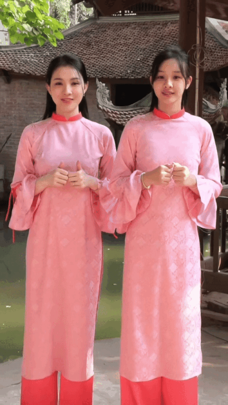Ái nữ 12 tuổi nhà Hoa hậu Thùy Lâm lộ diện: Nhan sắc và chiều cao đều nổi trội bất ngờ ai nu 12 tuoi nha hoa hau thuy lam lo dien nhan sac va chieu cao deu noi troi bat ngo