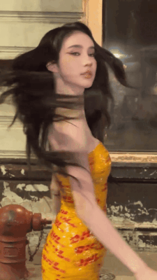 Bài viết my nhan chuyen gioi quan bang keo quanh nguoi khien mxh day song dinh khong kem ban goc