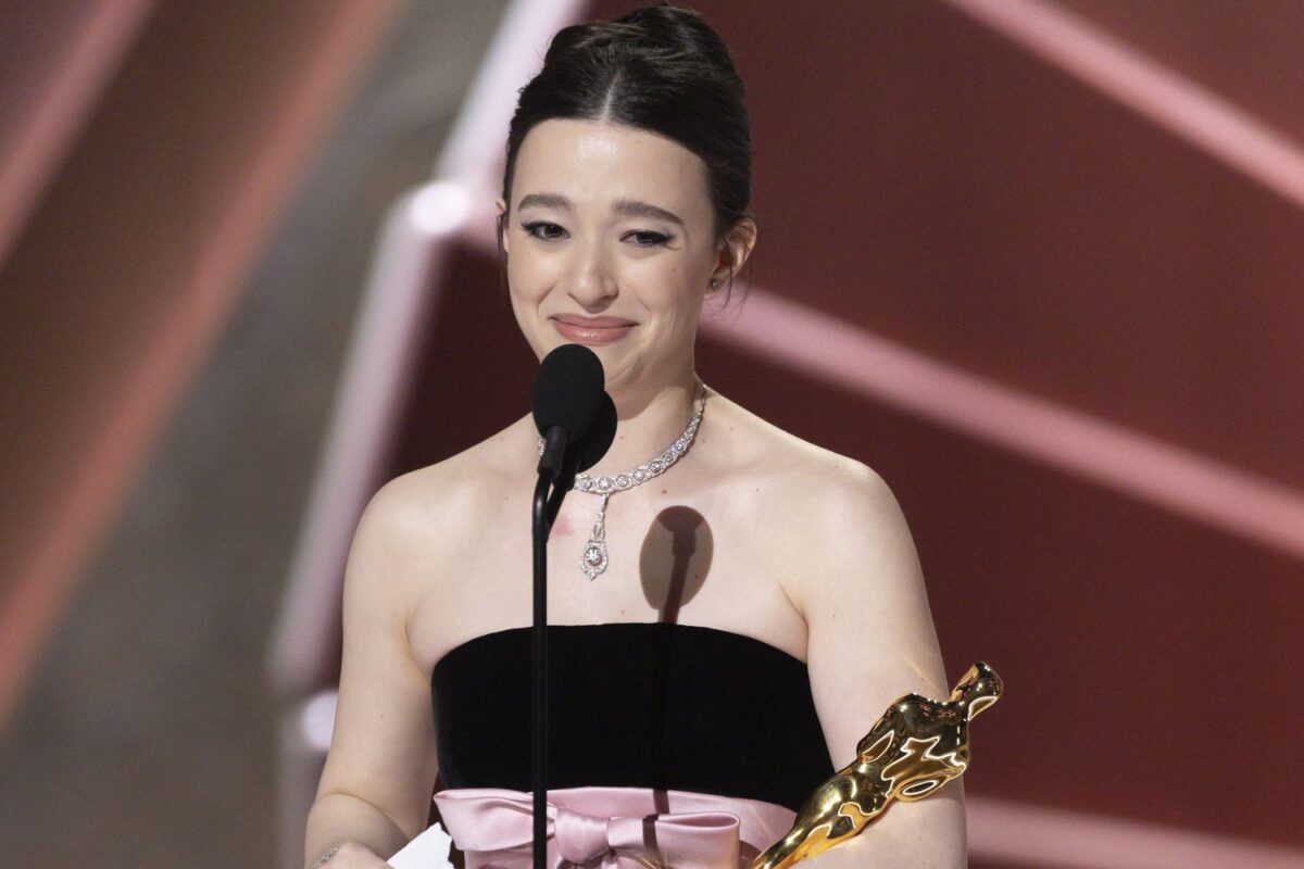 Sao phim 18+ ẵm tượng vàng Oscar nhờ vai vũ nữ thoát y, đẹp không tì vết nhờ thường xuyên làm điều này 1 Sao phim 18+ ẵm tượng vàng Oscar nhờ vai vũ nữ thoát y, đẹp không tì vết nhờ thường xuyên làm điều này