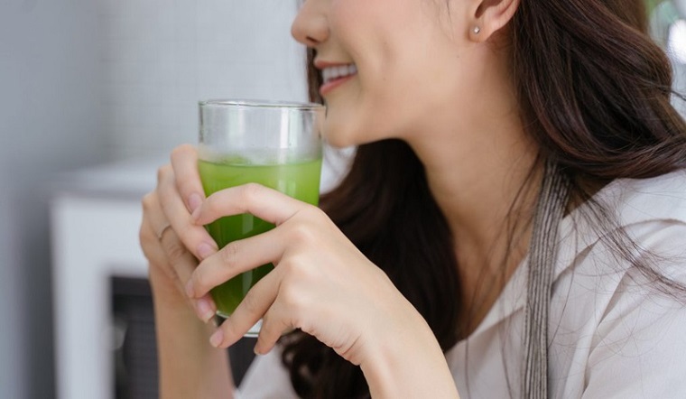 3 ngày đi biển bị cháy nắng, tôi "cứu da" bằng 1 loại nước ép giảm mụn, sáng da, tăng collagen cấp tốc và kết quả không ngờ- Ảnh 4. 3 ngày đi biển bị cháy nắng, tôi "cứu da" bằng 1 loại nước ép giảm mụn, sáng da, tăng collagen cấp tốc và kết quả không ngờ- Ảnh 4.
