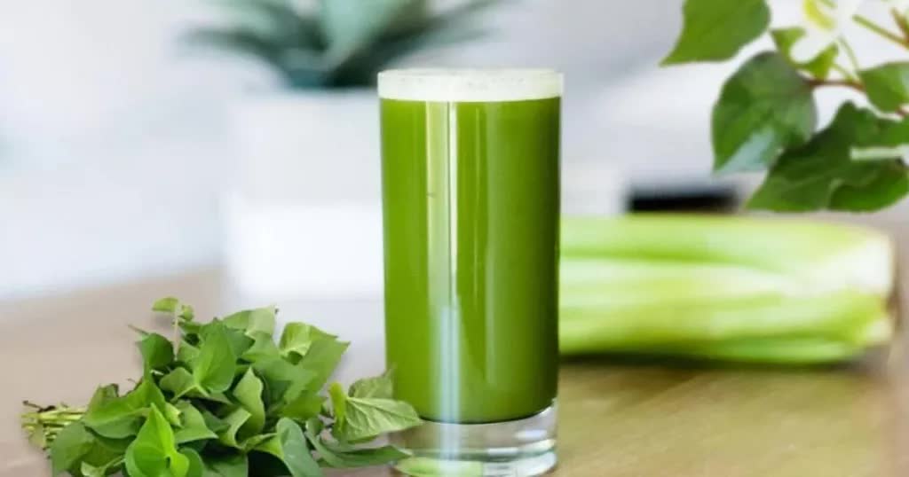 3 ngày đi biển bị cháy nắng, tôi "cứu da" bằng 1 loại nước ép giảm mụn, sáng da, tăng collagen cấp tốc và kết quả không ngờ- Ảnh 2. 3 ngày đi biển bị cháy nắng, tôi "cứu da" bằng 1 loại nước ép giảm mụn, sáng da, tăng collagen cấp tốc và kết quả không ngờ- Ảnh 2.