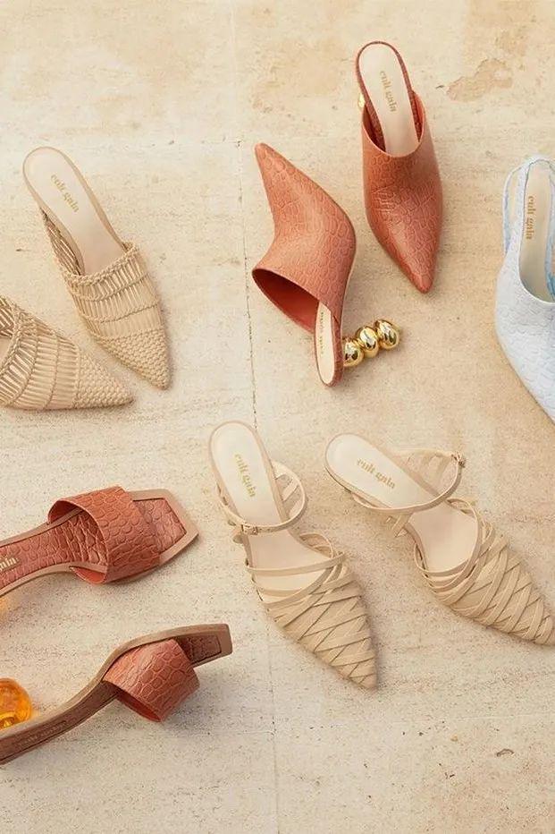4 kiểu dép hot nhất hè 2025: Diện cùng váy xinh hết nấc, vừa mát vừa sang ngút trời!- Ảnh 2. 4 kiểu dép hot nhất hè 2025: Diện cùng váy xinh hết nấc, vừa mát vừa sang ngút trời!- Ảnh 2.