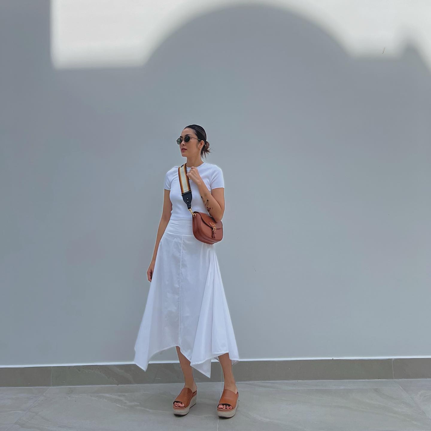 4 mỹ nhân có street style mùa hè xuất sắc không đối thủ, tư liệu mặc đẹp cho mọi chị em chính là đây- Ảnh 17. 4 mỹ nhân có street style mùa hè xuất sắc không đối thủ, tư liệu mặc đẹp cho mọi chị em chính là đây- Ảnh 17.