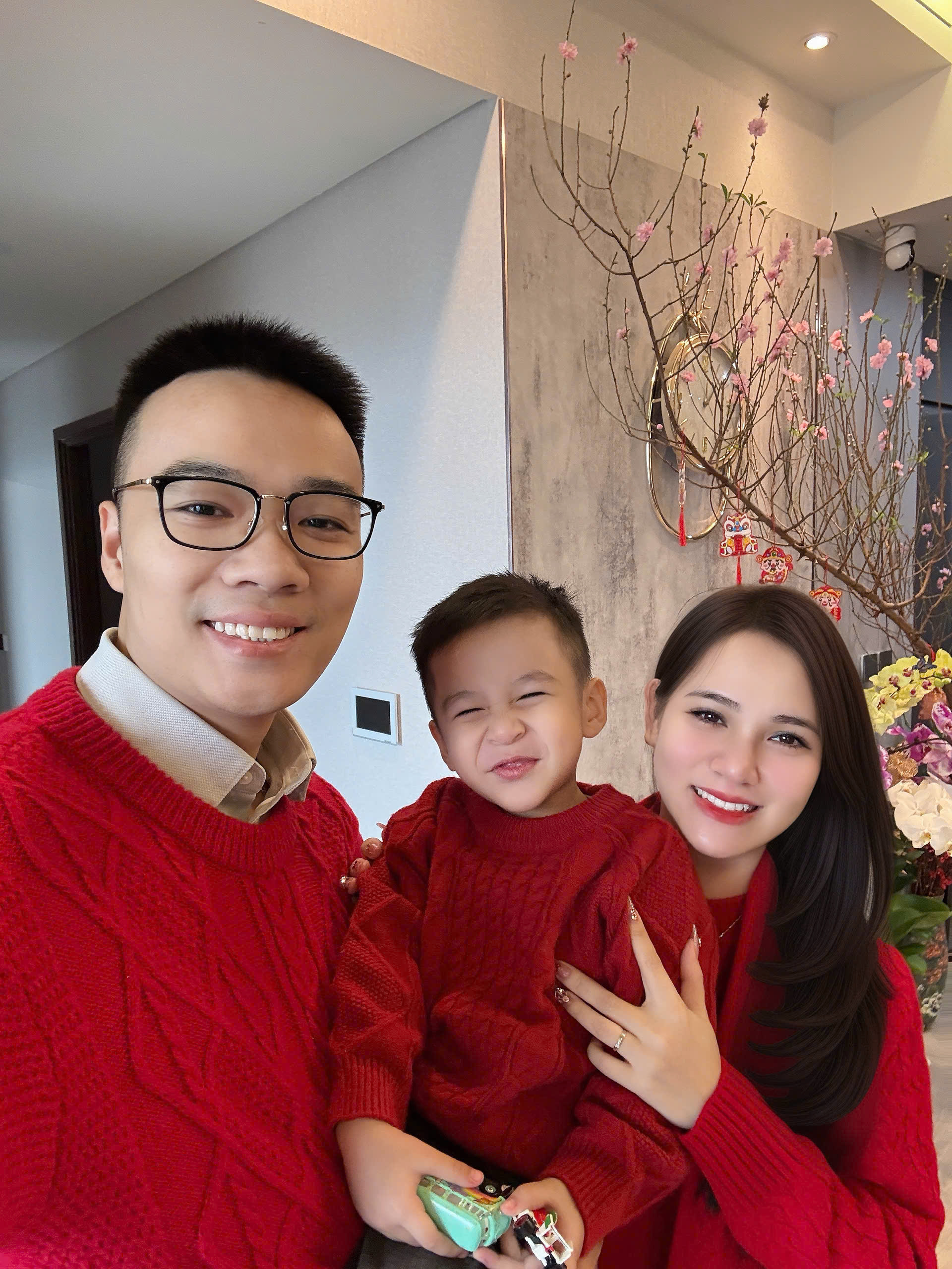 Căn hộ 80m² của gia đình trẻ ở Hà Nội: Nơi từng góc nhỏ được thiết kế để bình yên hiện diện can ho 80mc2b2 cua gia dinh tre o ha noi noi tung goc nho duoc thiet ke de binh yen hien dien