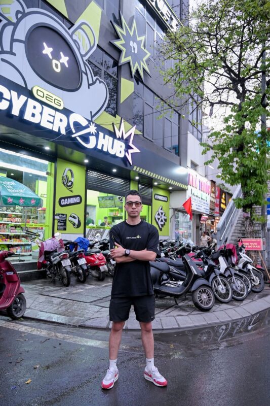 CEO OEG Cyber Hub: “Chúng tôi không mở Net, chúng tôi xây dựng hệ sinh thái dành cho game thủ” 1 CEO OEG Cyber Hub: “Chúng tôi không mở Net, chúng tôi xây dựng hệ sinh thái dành cho game thủ” ceo oeg cyber hub chung toi khong mo net chung toi xay dung he sinh thai danh cho game thu