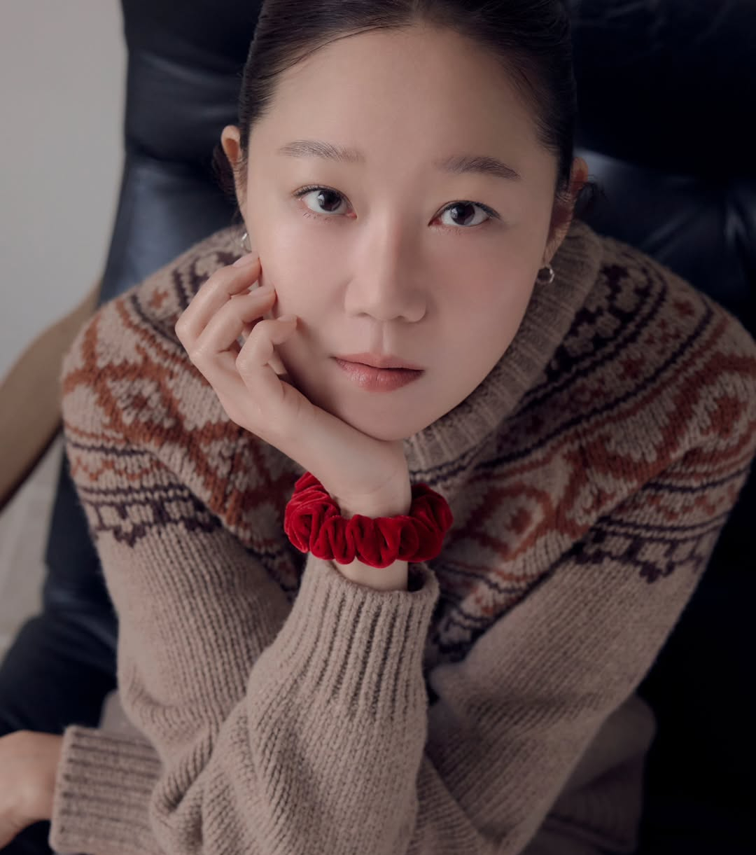 Chăm chỉ làm đúng 1 việc vào buổi sáng, Gong Hyo Jin U50 vẫn giữ vững “làn da không tuổi”- Ảnh 5. Chăm chỉ làm đúng 1 việc vào buổi sáng, Gong Hyo Jin U50 vẫn giữ vững “làn da không tuổi”- Ảnh 5.