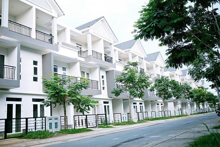 Chi 10 tỷ đồng mua biệt thự, 20 năm sau phát hiện nhà được bán cho người khác, chủ đầu tư thông báo: "Do ông không hoàn tất sang tên" 1 Chi 10 tỷ đồng mua biệt thự, 20 năm sau phát hiện nhà được bán cho người khác, chủ đầu tư thông báo: "Do ông không hoàn tất sang tên" chi 10 ty dong mua biet thu 20 nam sau phat hien nha duoc ban cho nguoi khac chu dau tu thong bao do ong khong hoan tat sang ten