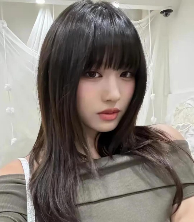 Con gái riêng của tình cũ Chương Tử Di trổ mã xinh đẹp ở tuổi 20: Visual nét, style chất chẳng thua idol Hàn- Ảnh 4. Con gái riêng của tình cũ Chương Tử Di trổ mã xinh đẹp ở tuổi 20: Visual nét, style chất chẳng thua idol Hàn- Ảnh 4.
