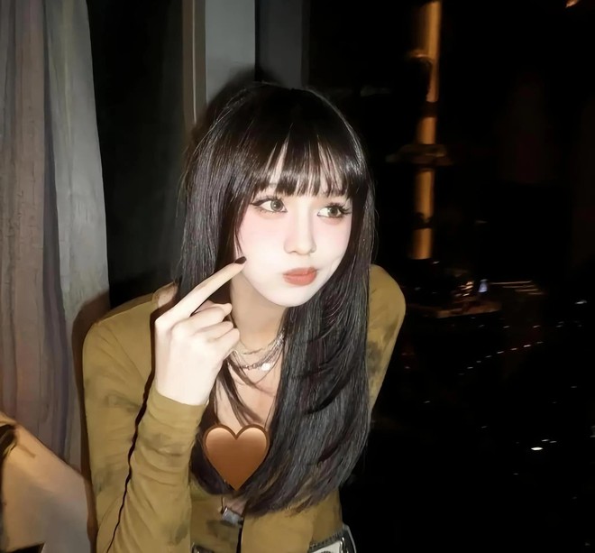 Con gái riêng của tình cũ Chương Tử Di trổ mã xinh đẹp ở tuổi 20: Visual nét, style chất chẳng thua idol Hàn- Ảnh 5. Con gái riêng của tình cũ Chương Tử Di trổ mã xinh đẹp ở tuổi 20: Visual nét, style chất chẳng thua idol Hàn- Ảnh 5.