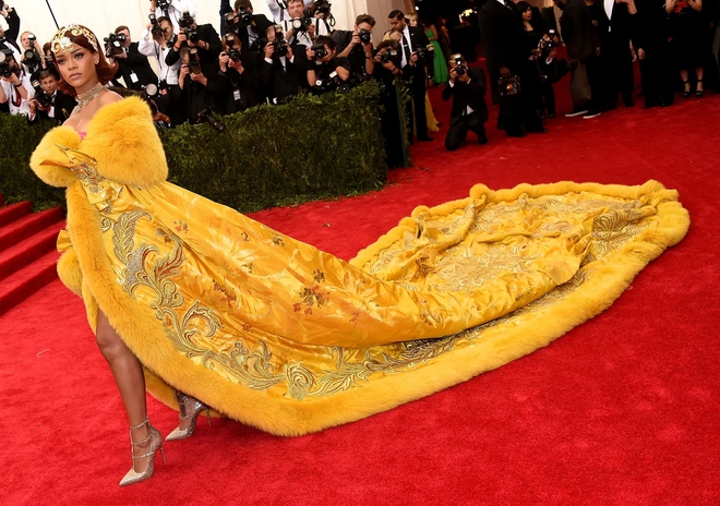 Đỉnh cao nghệ thuật khoe bụng bầu tại Met Gala 2025- Ảnh 15. Đỉnh cao nghệ thuật khoe bụng bầu tại Met Gala 2025- Ảnh 15.