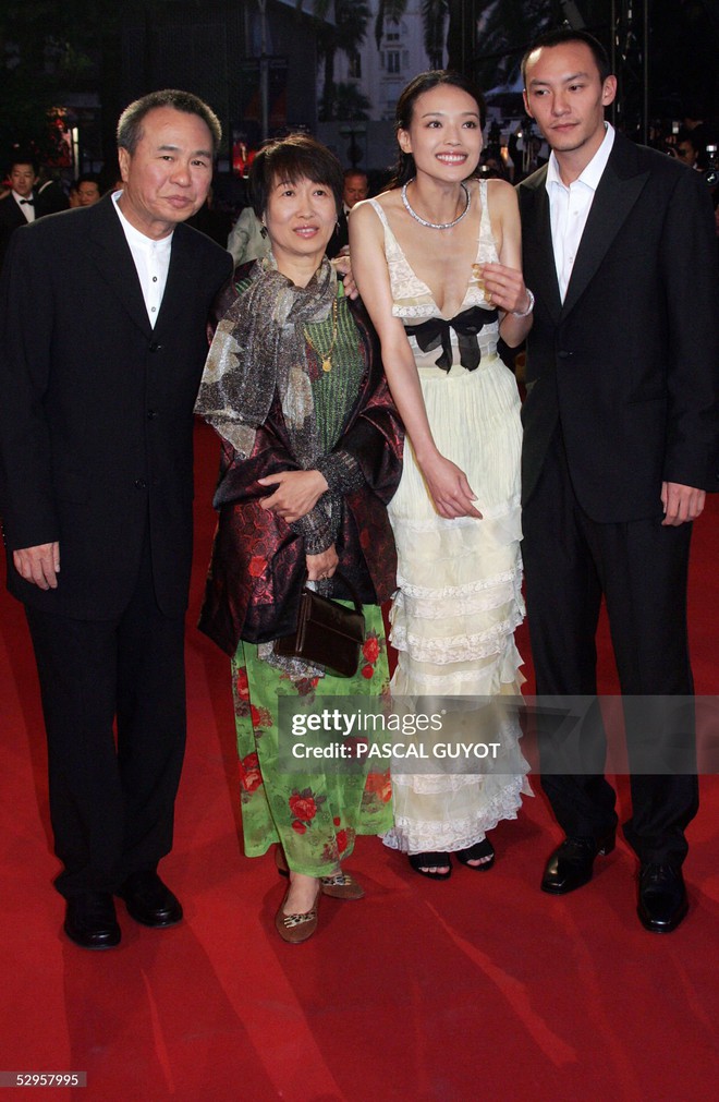 Hot lại ảnh Thư Kỳ dự Cannes 20 năm trước: Nhan sắc U50 áp đảo, không ai "lão hóa ngược" đỉnh bằng- Ảnh 8.