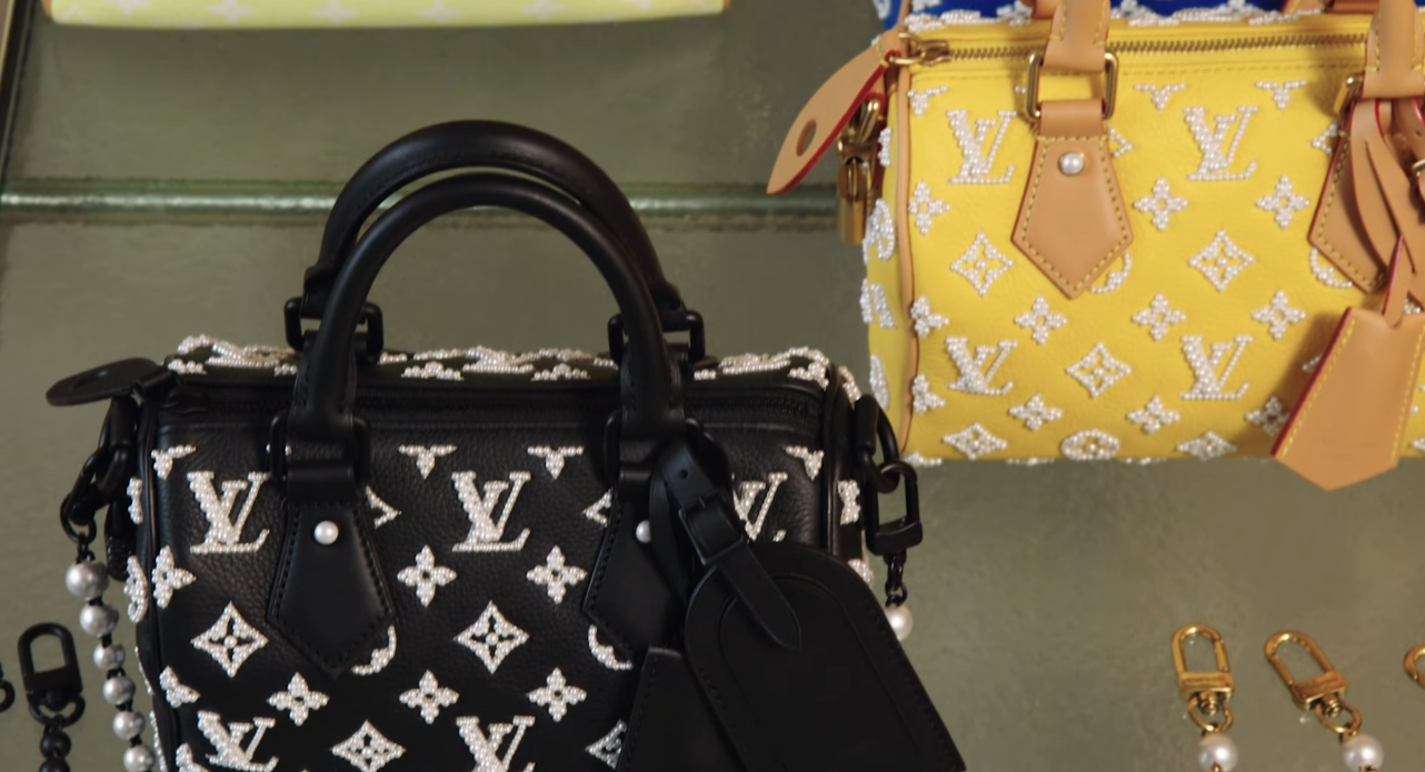 Hot: Lisa và giám đốc sáng tạo Louis Vuitton nói gì về trang phục gây tranh cãi?- Ảnh 4. Hot: Lisa và giám đốc sáng tạo Louis Vuitton nói gì về trang phục gây tranh cãi?- Ảnh 4.