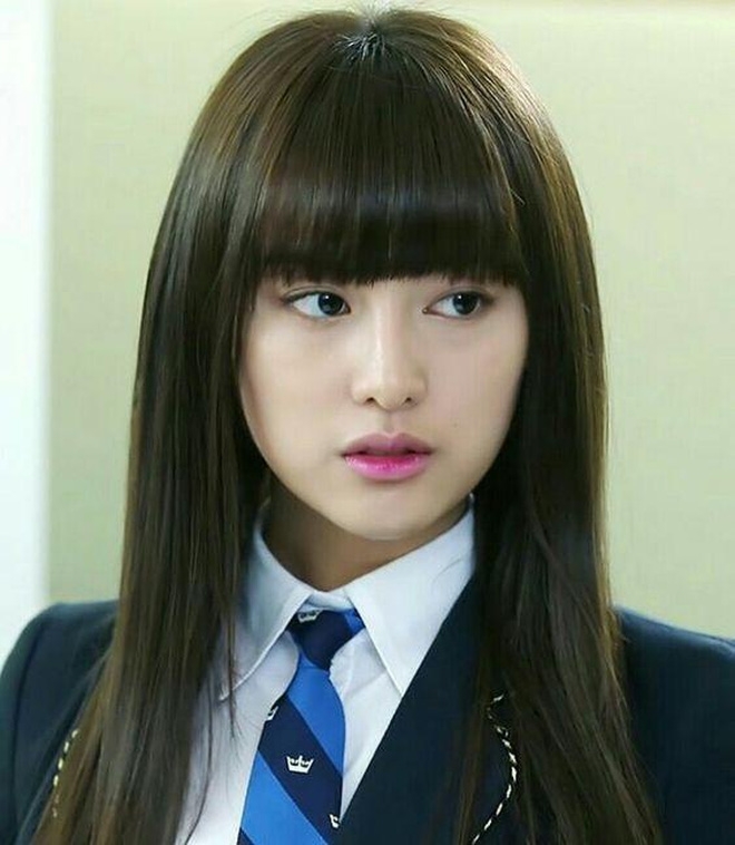 Kim Ji Won tái hiện tạo hình tiểu thư huyền thoại, sau 12 năm level sang chảnh còn đỉnh hơn- Ảnh 13. Kim Ji Won tái hiện tạo hình tiểu thư huyền thoại, sau 12 năm level sang chảnh còn đỉnh hơn- Ảnh 13.