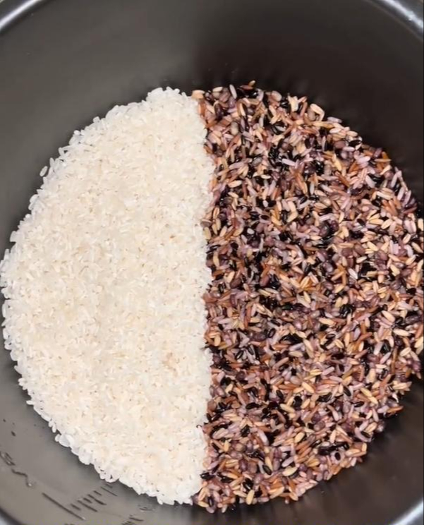 Người phụ nữ 56 tuổi chia sẻ 9 bí mật nhà bếp, dân mạng trầm trồ: "IQ bà đỉnh nóc kịch trần!"- Ảnh 9. Người phụ nữ 56 tuổi chia sẻ 9 bí mật nhà bếp, dân mạng trầm trồ: "IQ bà đỉnh nóc kịch trần!"- Ảnh 9.