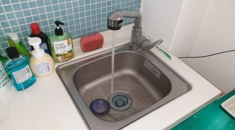 Rửa bát kiểu này thì xin lỗi, coi chừng vi khuẩn "cắm rễ" cả đời trong bếp nhà bạn!- Ảnh 4. Rửa bát kiểu này thì xin lỗi, coi chừng vi khuẩn "cắm rễ" cả đời trong bếp nhà bạn!- Ảnh 4.