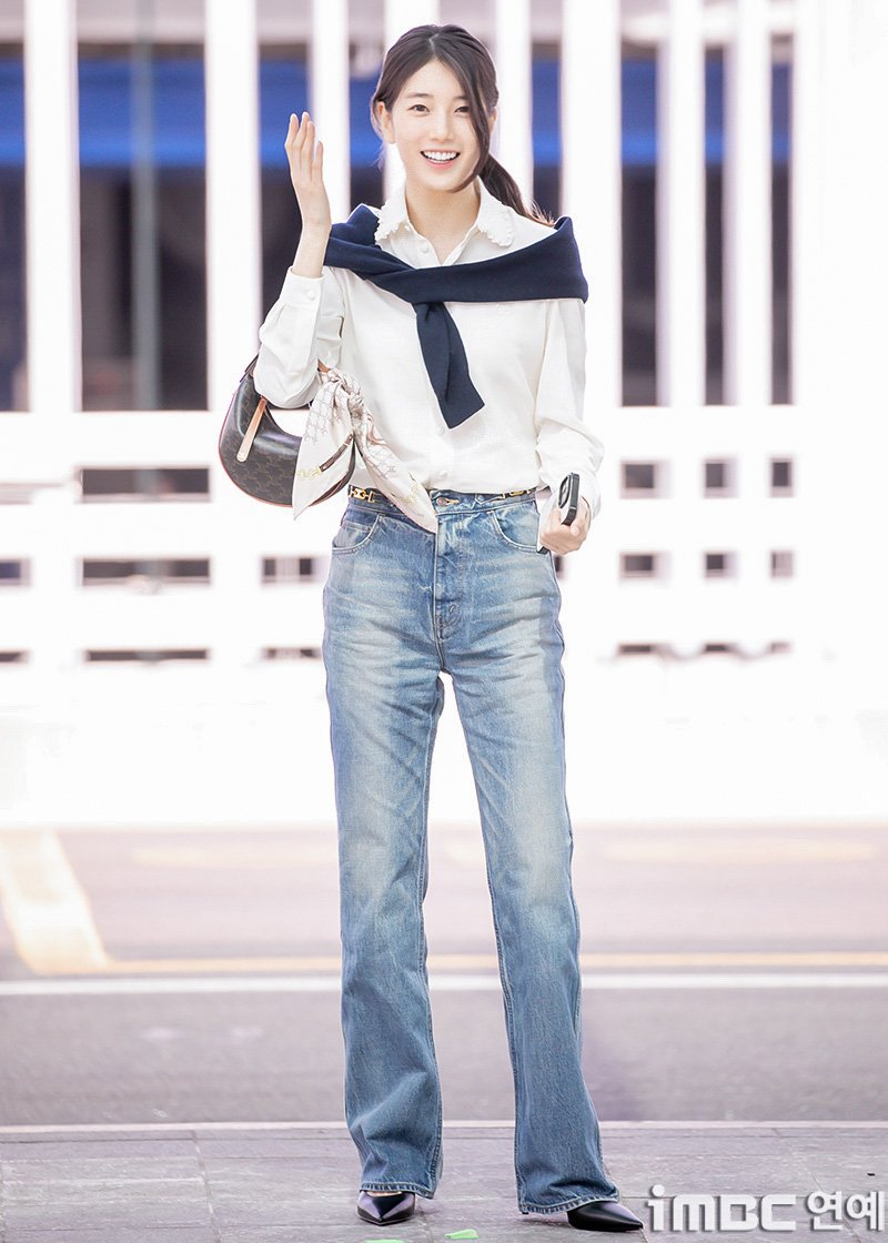 Suzy đẹp xuất sắc bên cạnh Park Bo Gum, hẳn là vì có thêm 1 danh phận khác sau 7 năm- Ảnh 17. Suzy đẹp xuất sắc bên cạnh Park Bo Gum, hẳn là vì có thêm 1 danh phận khác sau 7 năm- Ảnh 17.