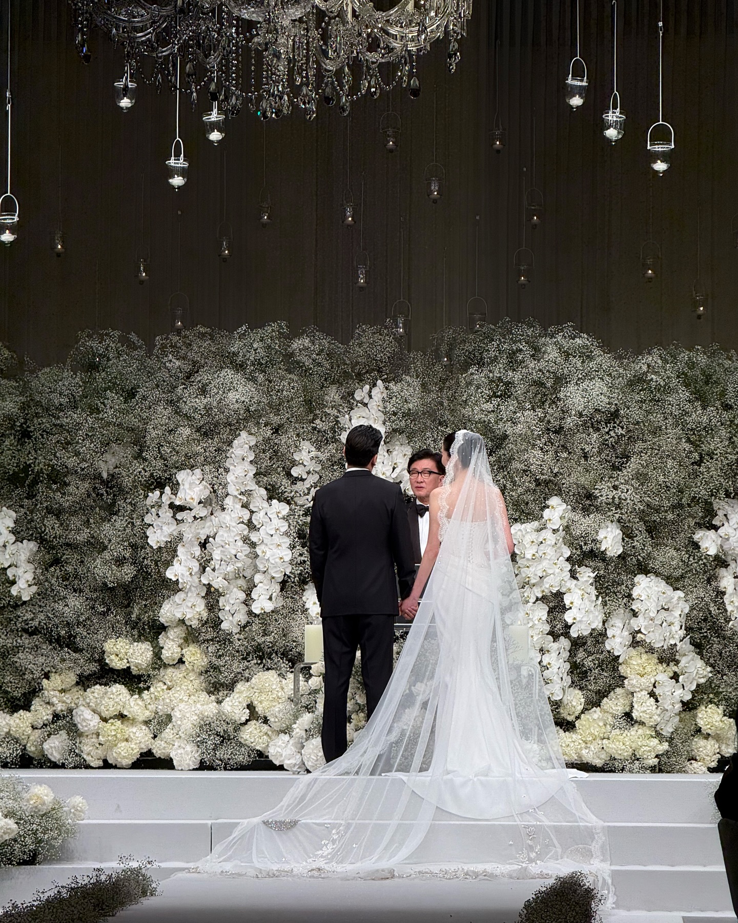 Tiệc cưới của Irene phủ kín MXH: Đại hội của dàn fashionista đình đám, bất ngờ nhất là mối quan hệ với Jessica- Ảnh 3. Tiệc cưới của Irene phủ kín MXH: Đại hội của dàn fashionista đình đám, bất ngờ nhất là mối quan hệ với Jessica- Ảnh 3.