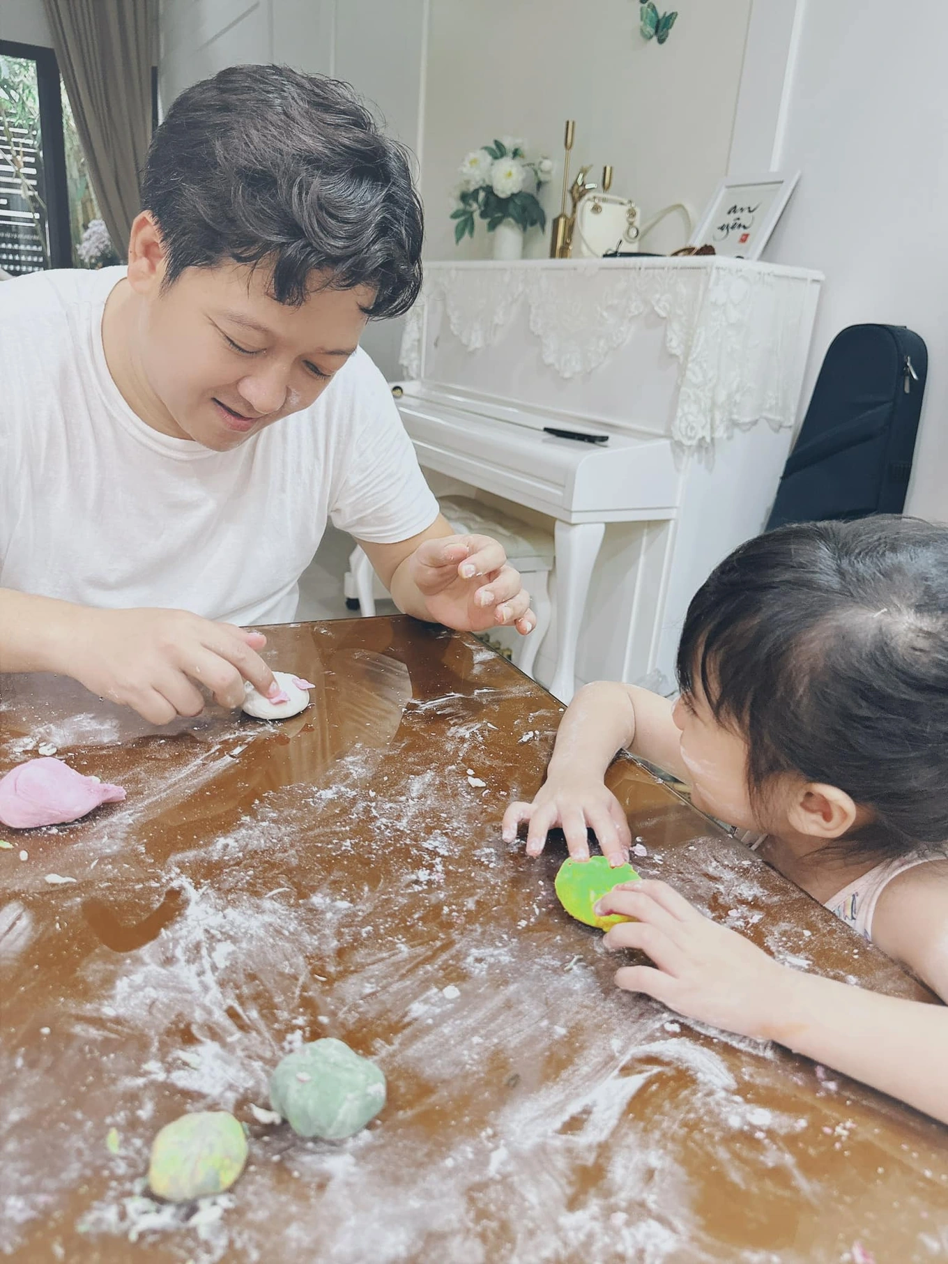 Nam nghệ sĩ sở hữu hàng loạt biệt thự, villa từ Đồng Nai đến Đà Lạt, Phú Quốc, chiều vợ như bà hoàng- Ảnh 12. Nam nghệ sĩ sở hữu hàng loạt biệt thự, villa từ Đồng Nai đến Đà Lạt, Phú Quốc, chiều vợ như bà hoàng- Ảnh 12.