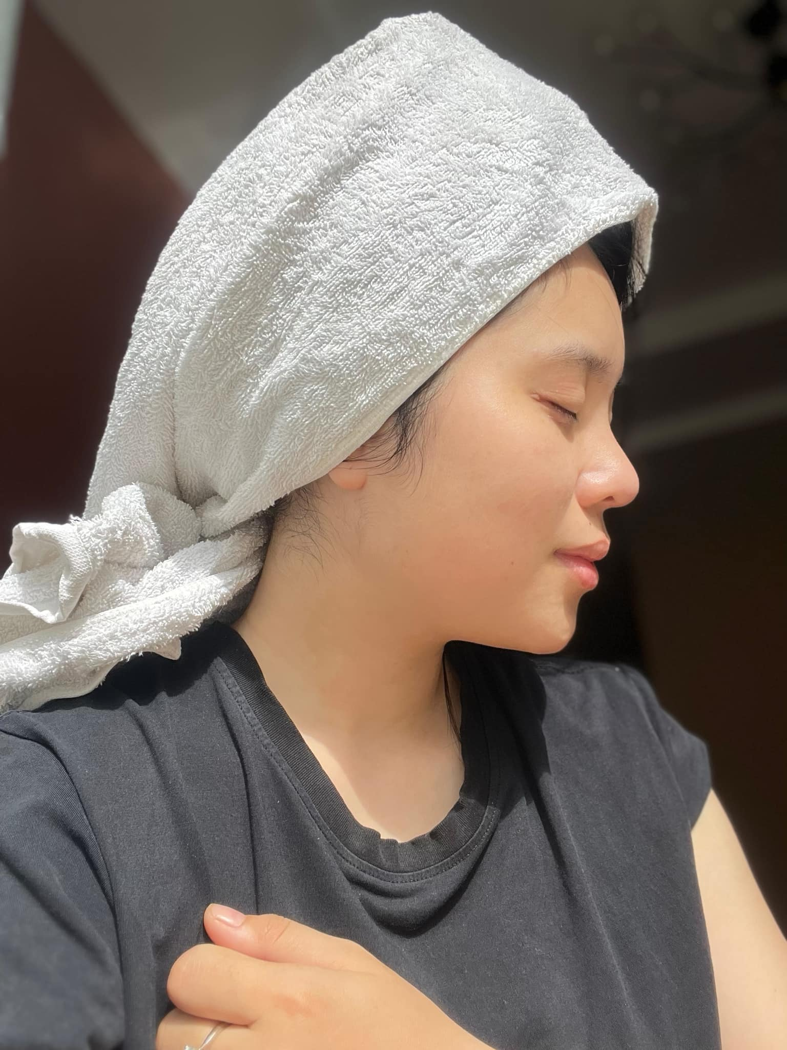 Từng bị hư tổn, gãy rụng cả búi do nhuộm tẩy tóc, cô nàng Từng bị hư tổn, gãy rụng cả búi do nhuộm tẩy tóc, cô nàng