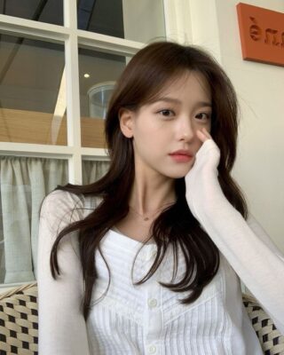 Bài viết 5 serum lanh tinh chat luong giup gai han co lan da muot ruot nhu soi guong