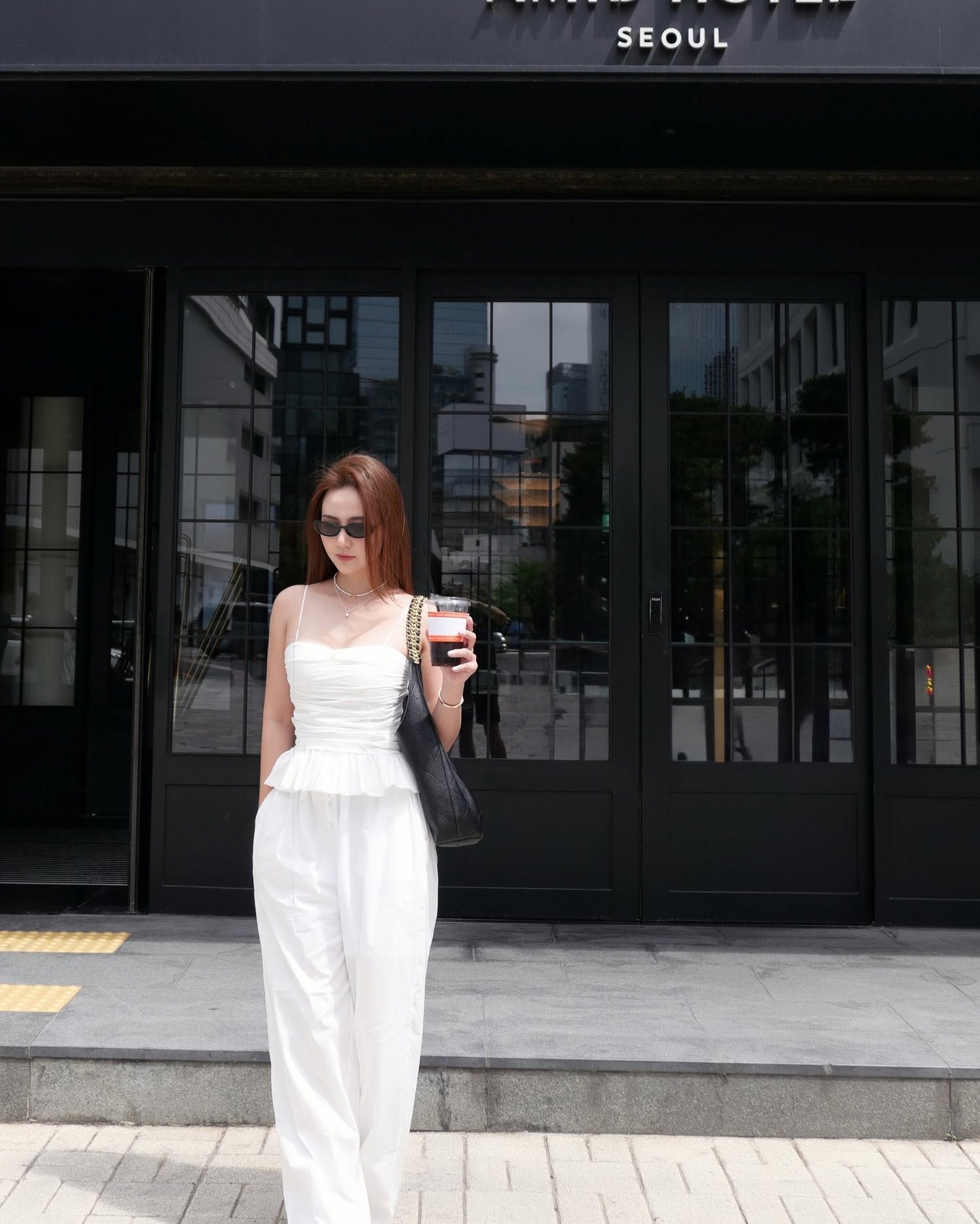 10 set đồ hé lộ lý do vì sao Huyền Lizzie ngày càng nhuận sắc và mặc đẹp- Ảnh 1. 10 set đồ hé lộ lý do vì sao Huyền Lizzie ngày càng nhuận sắc và mặc đẹp- Ảnh 1.