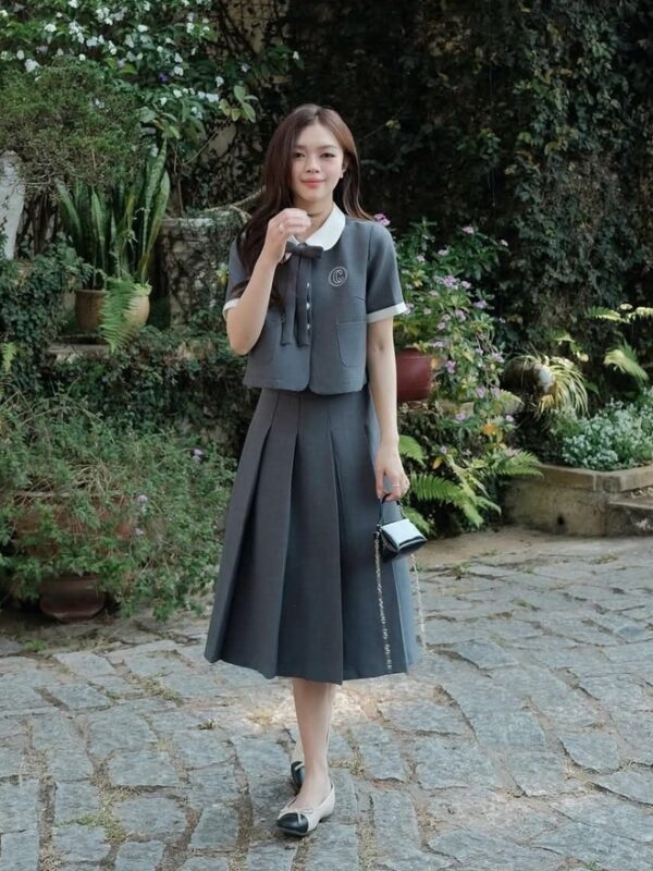 3 kiểu váy mùa thu lợi dáng, nàng U40 trông sẽ gọn và sang ngay 3 kieu vay mua thu loi dang nang u40 trong se gon va sang ngay