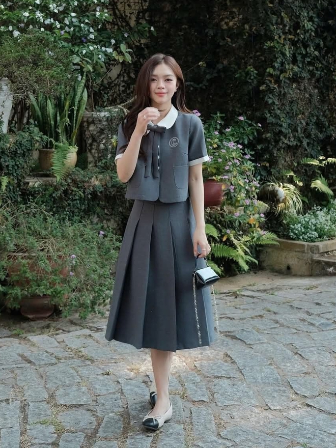 3 kiểu váy mùa thu lợi dáng, nàng U40 trông sẽ gọn và sang ngay- Ảnh 1.