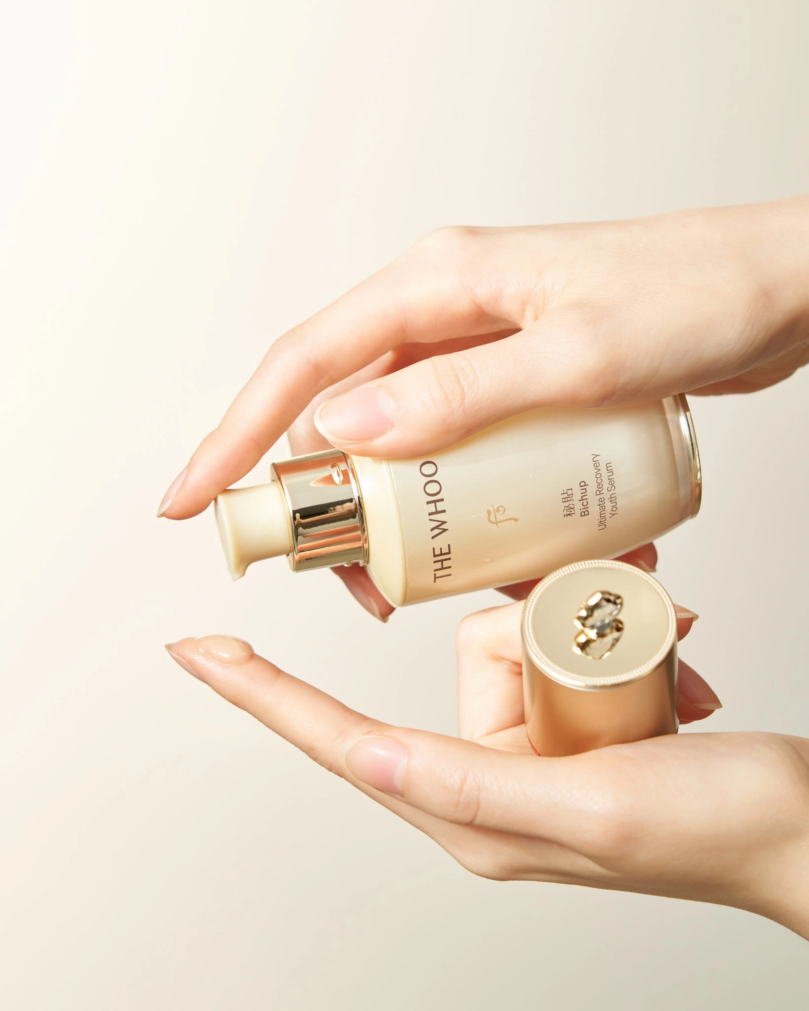 3 năm dưỡng nhan từ trong ra ngoài, người phụ nữ này trông như "đổi mặt" mà không hề nhờ tới dao kéo- Ảnh 8.