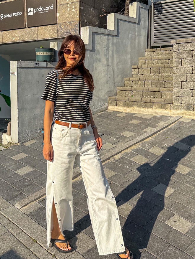 4 mẫu quần jeans không bao giờ lỗi mốt, phụ nữ trên 40 tuổi mặc là đẹp nhất- Ảnh 8.