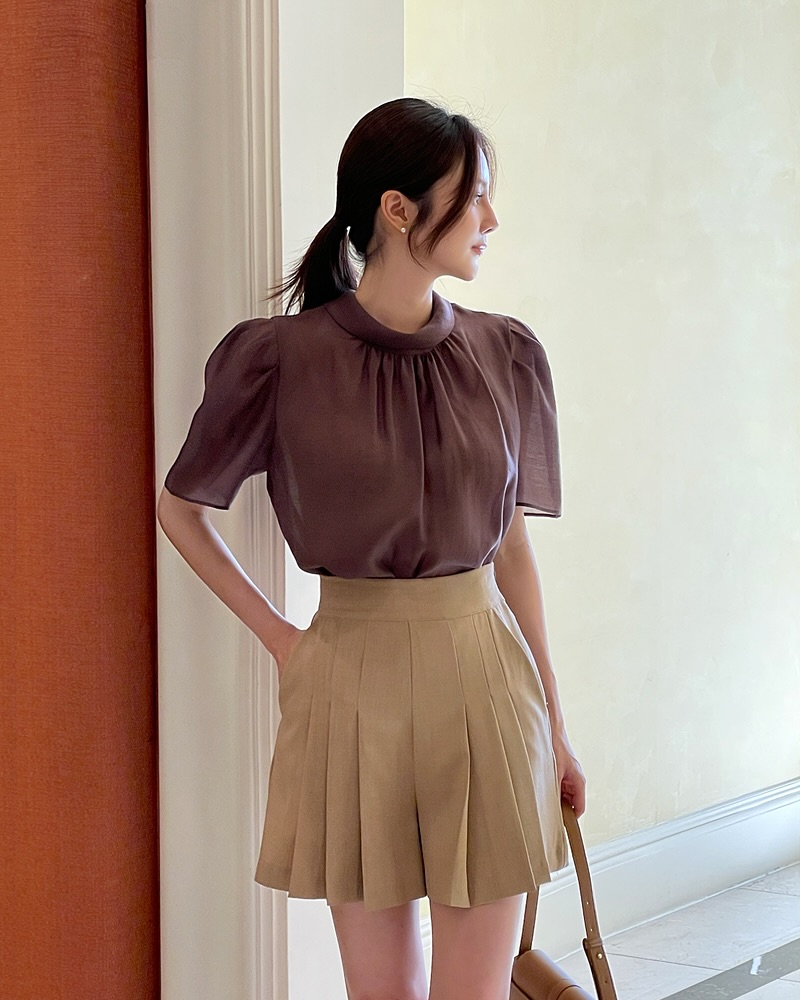 5 màu sắc trang phục thịnh hành nhất mùa thu này: Toàn màu sang trọng và dễ mặc- Ảnh 5. 5 màu sắc trang phục thịnh hành nhất mùa thu này: Toàn màu sang trọng và dễ mặc- Ảnh 5.