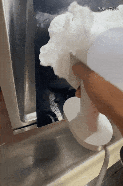 8 mẹo “thay đồ” cực rẻ của người dì trung niên: Chi phí chỉ bằng 1/10 mà hiệu quả không ngờ- Ảnh 11.