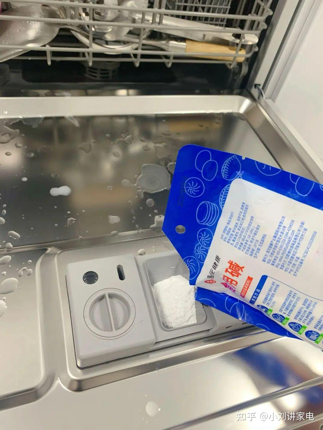 8 mẹo “thay đồ” cực rẻ của người dì trung niên: Chi phí chỉ bằng 1/10 mà hiệu quả không ngờ- Ảnh 9.