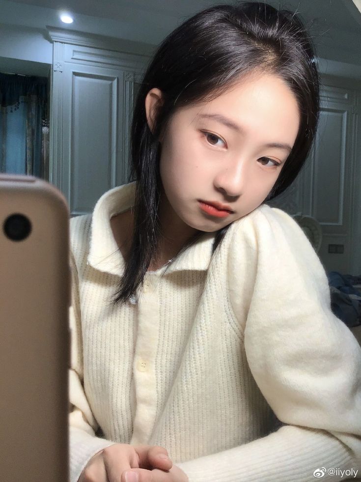 Bạn cần biết: Đổi cách rửa mặt, làn da có thể trẻ hơn đến 5 tuổi- Ảnh 1.