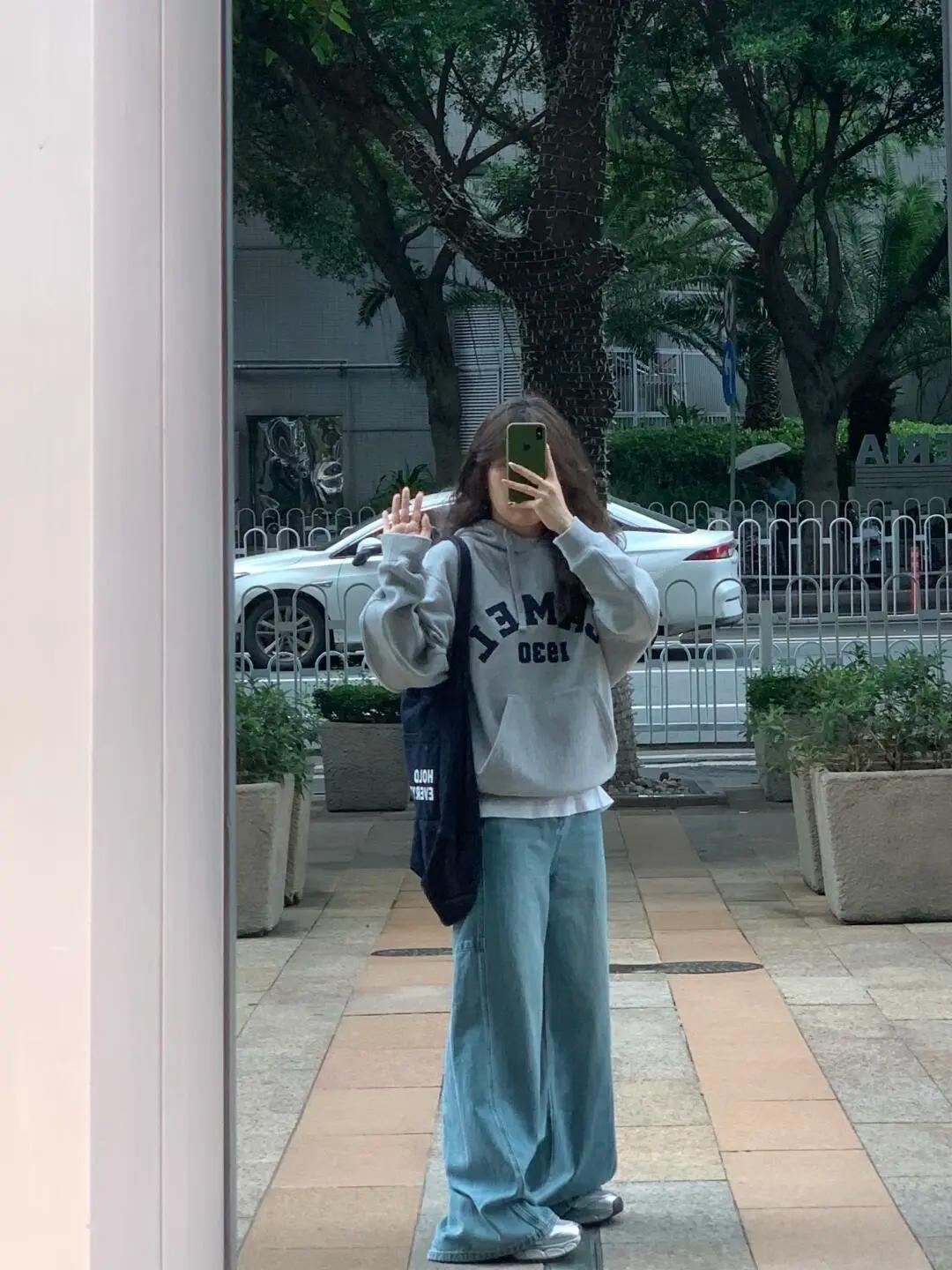 Chọn áo khoác đầu thu: 5 kiểu dáng giúp phụ nữ 30+ mặc đẹp và sang hơn- Ảnh 11.