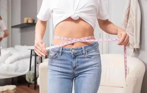 Giảm cân một chút mỗi ngày! 3 loại "thói quen lười biếng" đã giúp tôi giảm 9kg một cách lặng lẽ giam can mot chut moi ngay 3 loai thoi quen luoi bieng da giup toi giam 9kg mot cach lang le