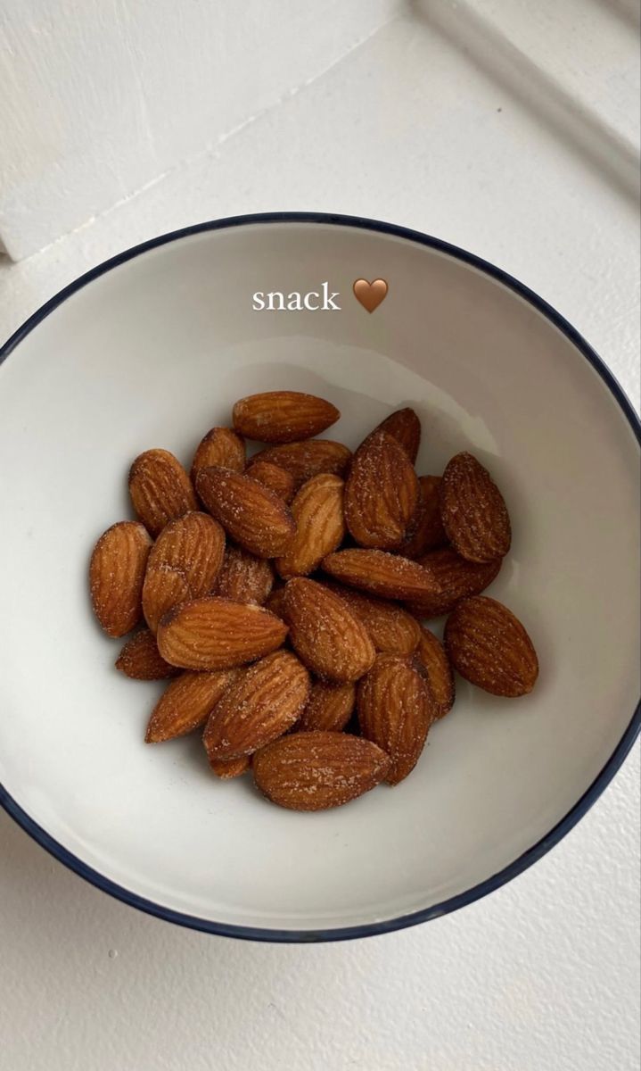 Loại hạt ăn một nắm mỗi ngày chống lão hoá cực tốt: Da bóng bẩy, tóc bớt rụng- Ảnh 2.