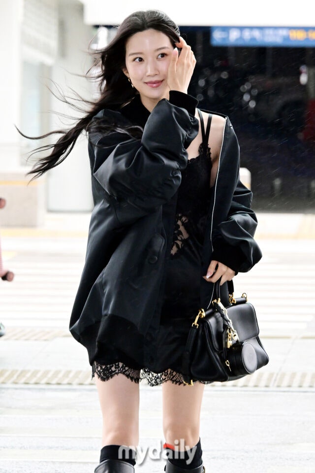 Moon Ga Young đã sợ hở bạo- Ảnh 9.