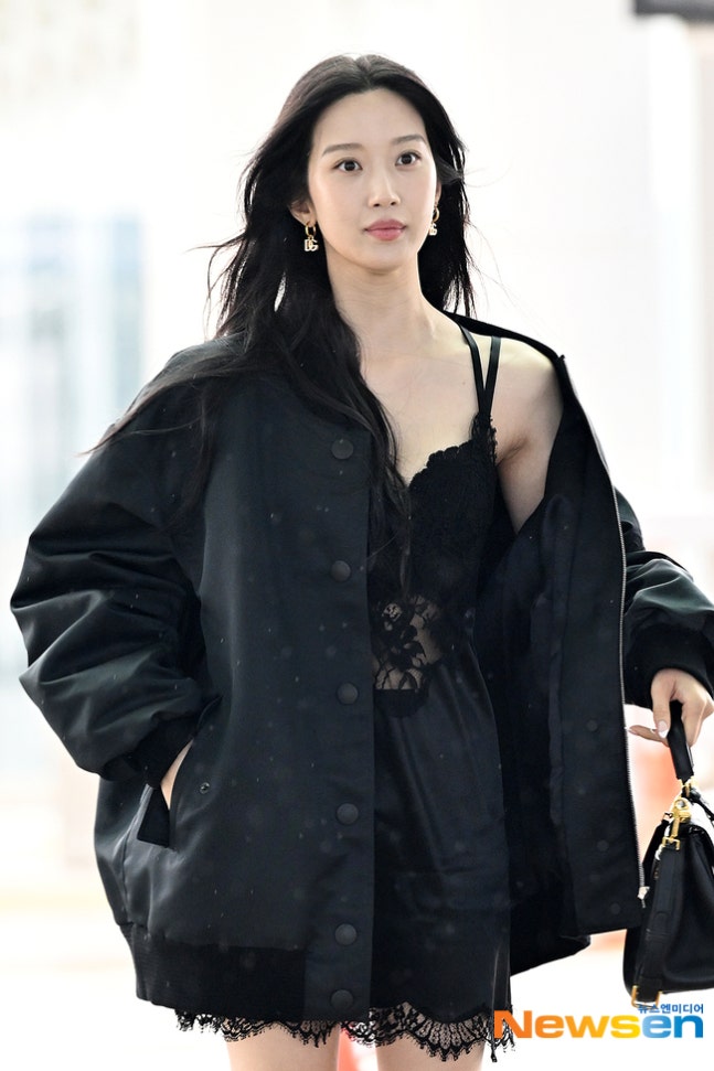 Moon Ga Young đã sợ hở bạo- Ảnh 10.