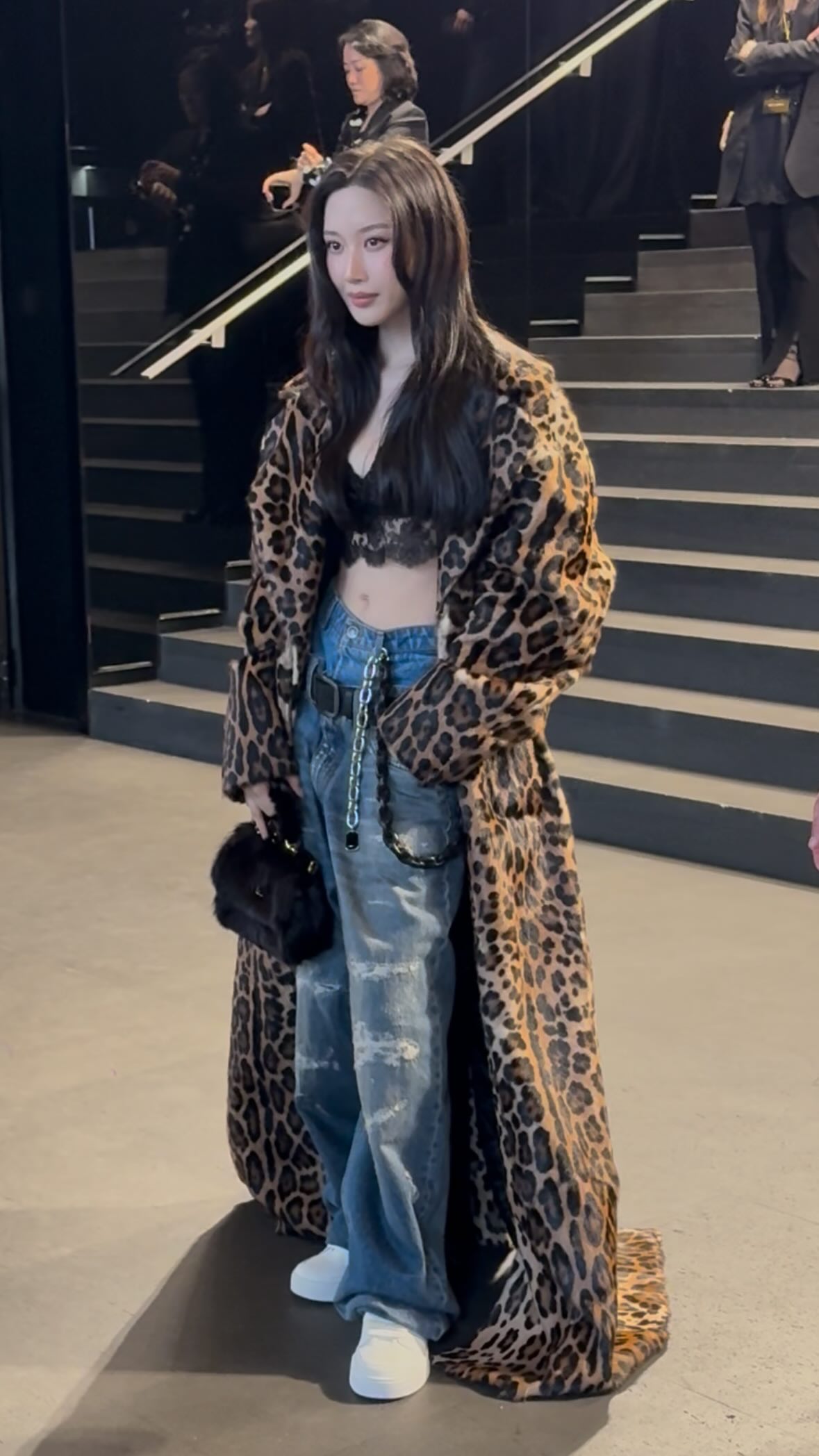 Moon Ga Young quá nóng bỏng, chi tiết nhỏ trên bụng chứng tỏ độ “chiến” của mỹ nhân hàng đầu Kbiz- Ảnh 5.