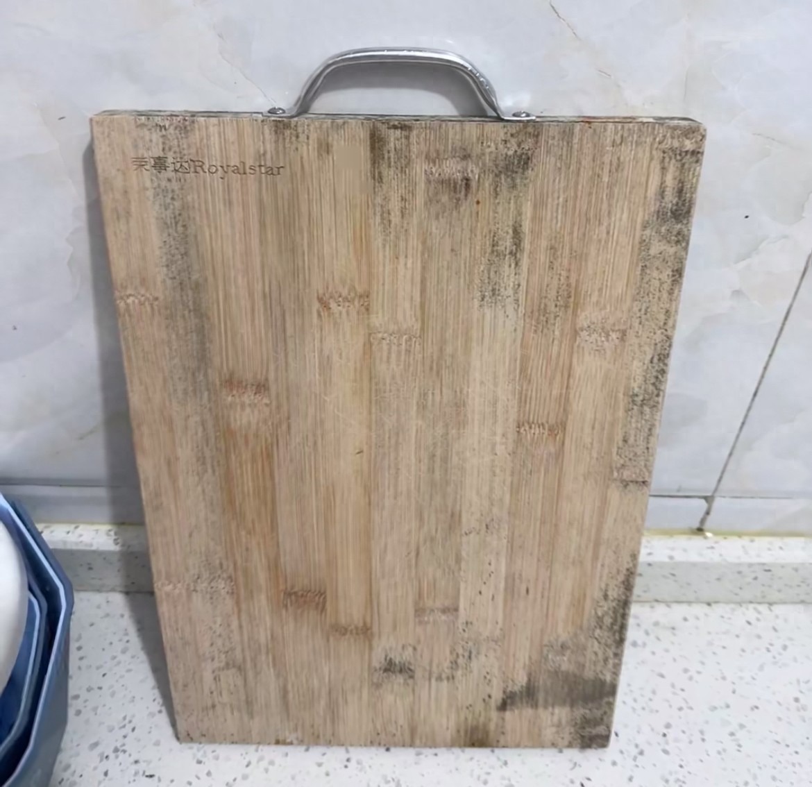 Nói thật: Dùng thớt sai cách thì cứ chờ… bệnh vào người, dẫn lối ung thư!- Ảnh 2.