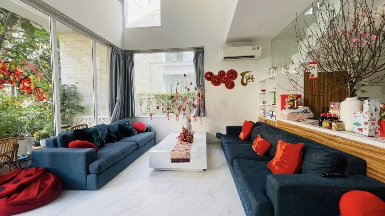 Nữ diễn viên Mưa Đỏ: Trong phim đau khổ khóc cạn nước mắt, ngoài đời sống chill với cơ ngơi 4 tầng phủ kín hoa!- Ảnh 8. Nữ diễn viên Mưa Đỏ: Trong phim đau khổ khóc cạn nước mắt, ngoài đời sống chill với cơ ngơi 4 tầng phủ kín hoa!- Ảnh 8.
