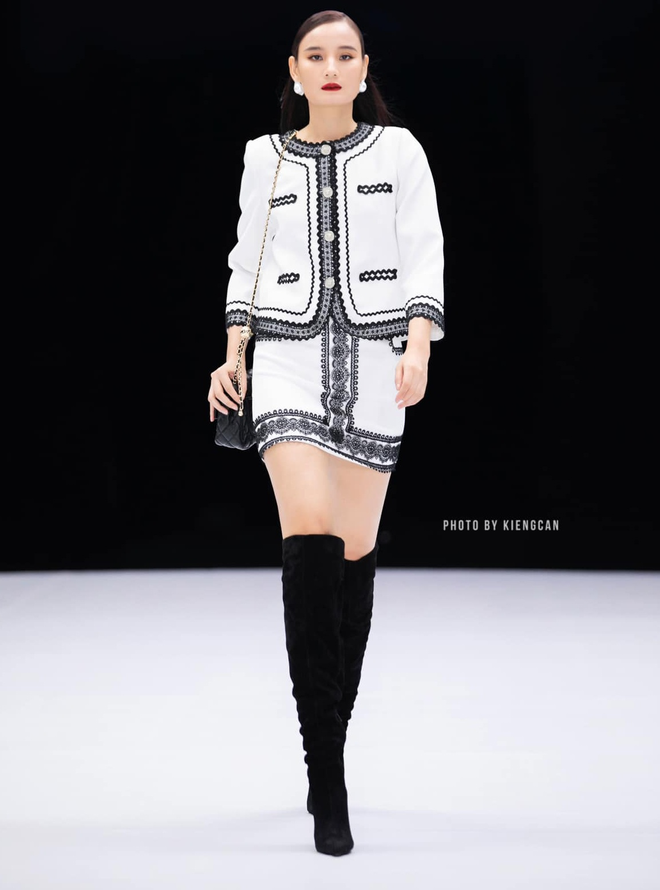 Nữ người mẫu bị chê xấu suốt 15 năm, giải nghệ rồi bỗng khẩu chiến với cư dân mạng- Ảnh 8. Nữ người mẫu bị chê xấu suốt 15 năm, giải nghệ rồi bỗng khẩu chiến với cư dân mạng- Ảnh 8.