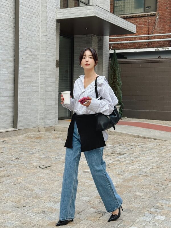 Phụ nữ trên 40 tuổi cứ mặc quần jeans theo 10 cách này, đảm bảo là vừa đẹp, vừa trẻ trung phu nu tren 40 tuoi cu mac quan jeans theo 10 cach nay dam bao la vua dep vua tre trung