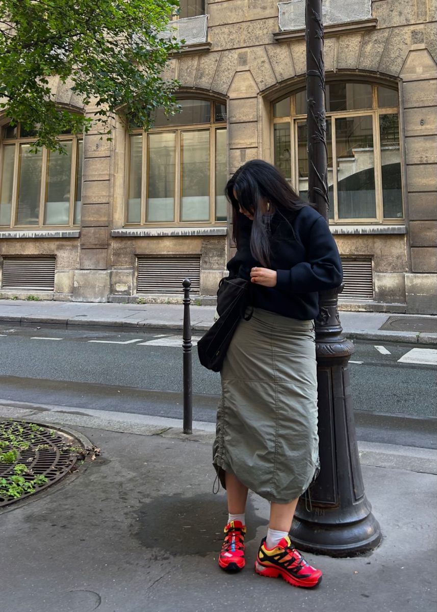 Salomon - Đôi sneakers “thô kệch” trở thành đồng phục của hội IT girl toàn cầu- Ảnh 13.