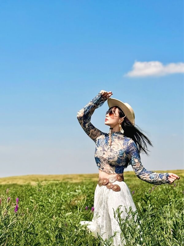 Siêu mẫu Thúy Hạnh U50 vẫn giữ da săn chắc, nhan sắc đáng ngưỡng mộ nhờ chăm làm 2 việc phụ nữ trung niên rất cần để trẻ lâu 1 Siêu mẫu Thúy Hạnh U50 vẫn giữ da săn chắc, nhan sắc đáng ngưỡng mộ nhờ chăm làm 2 việc phụ nữ trung niên rất cần để trẻ lâu sieu mau thuy hanh u50 van giu da san chac nhan sac dang nguong mo nho cham lam 2 viec phu nu trung nien rat can de tre lau