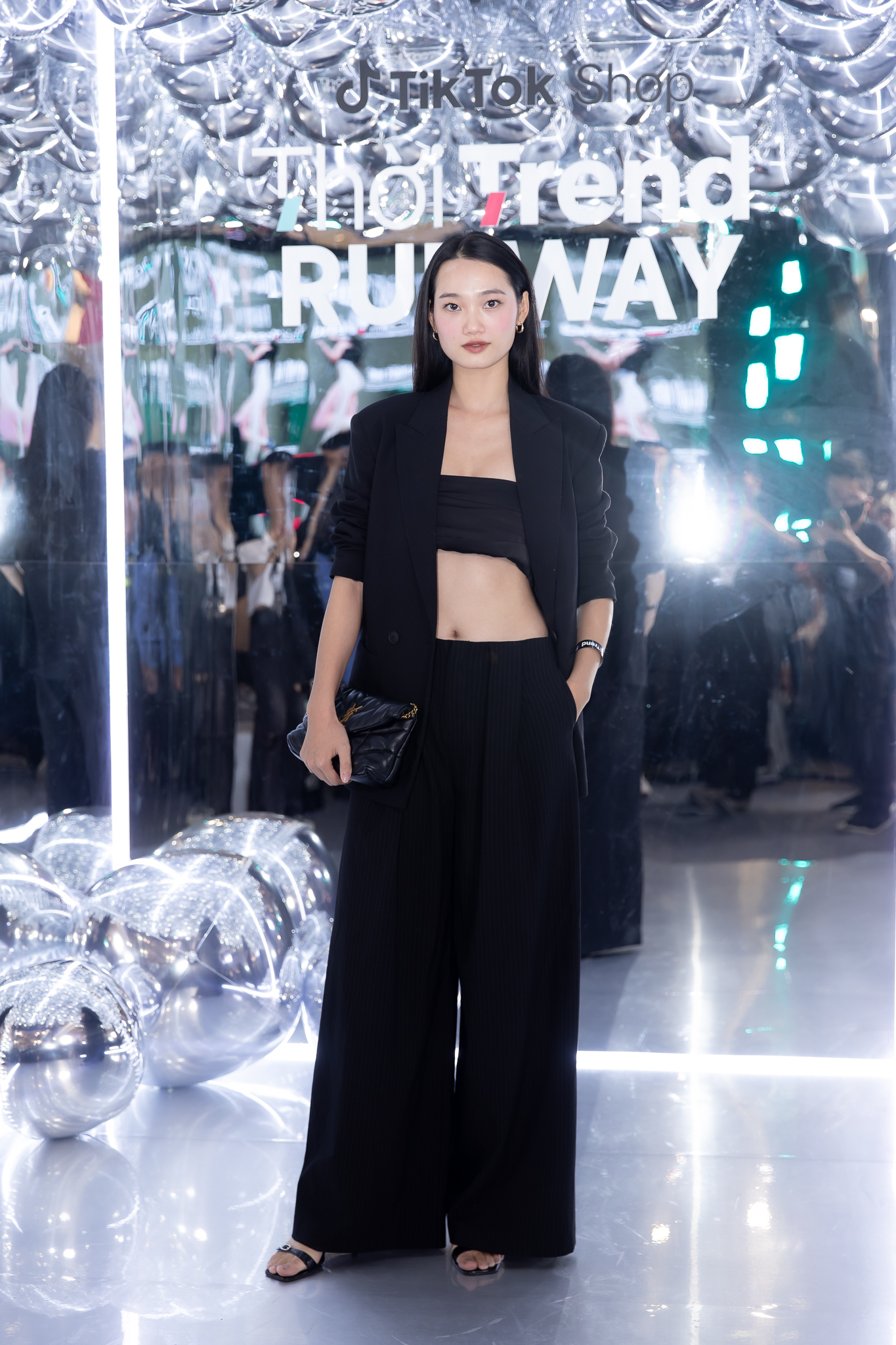 Thảm đỏ TikTok Shop Fashion Show: Sao Việt và fashionista “đổ bộ”, visual bùng nổ- Ảnh 2.