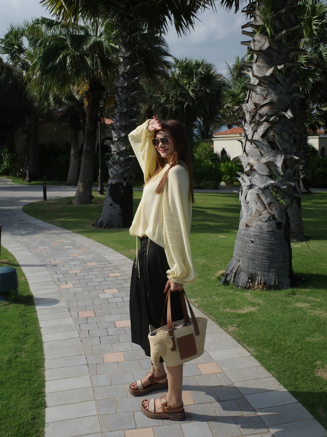 Người dì 43 tuổi của tôi thường xuyên được khen sành điệu, trẻ trung hơn tuổi nhờ mặc 5 kiểu chân váy- Ảnh 5.