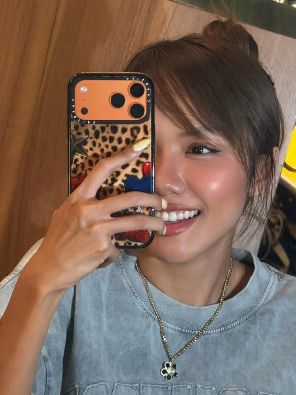 Phương Ly từ da trắng thành nâu quá nhanh, phương pháp nào làm được như vậy? 1 Phương Ly từ da trắng thành nâu quá nhanh, phương pháp nào làm được như vậy? phuong ly tu da trang thanh nau qua nhanh phuong phap nao lam duoc nhu vay