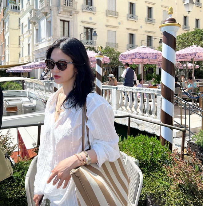 Song Hye Kyo có 3 thứ để tăng khí chất, phụ nữ tuổi 40 chỉ cần mặc theo- Ảnh 2.